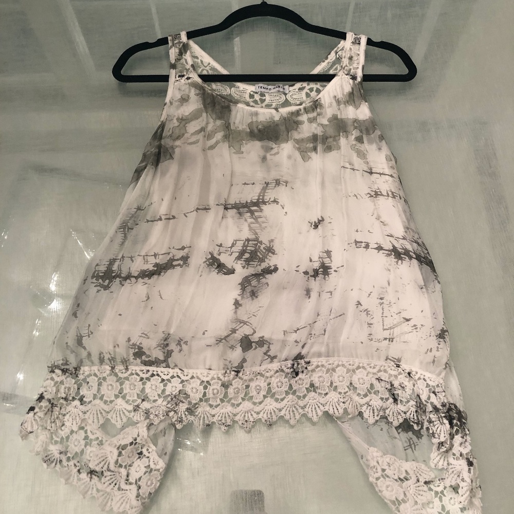 Tempo Paris top